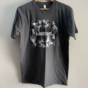 Maroon 5 2016 Tour Official Dates On Back Short Sleeve Gray T-Shirt Medium